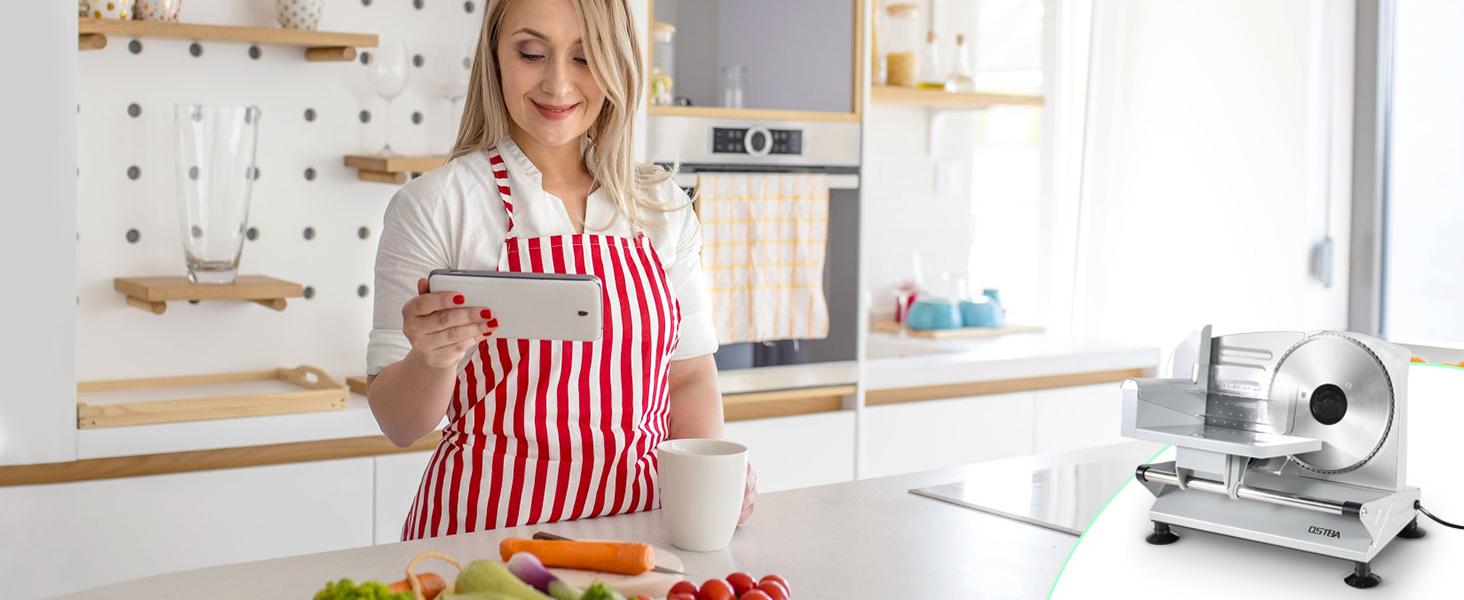 OSTBA Meat Slicer Machine for Home, Electric Deli Food Slicer with Removable 6.7” Stainless Steel Blades, 0-15mm Adjustable Thickness, Easy to Clean, 150W, Ideal for Cold Cuts, Cheese, Bread, Fruit