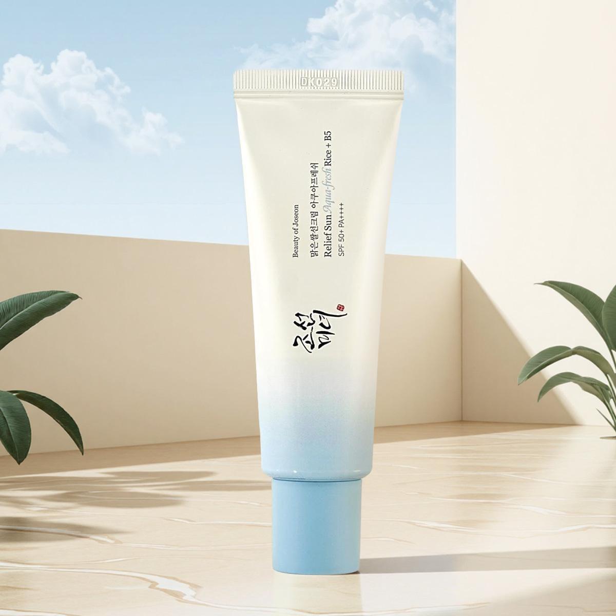 Beauty of Joseon Rice Sunscreen SPF50+ PA++++ - Lightweight Korean Sun Protection, Hydrating, No White Cast, Calming, Antioxidant, 50ml, Suitable for Multiple Skin Types, Silky Texture, Niacinamide & Probiotics, Smooth