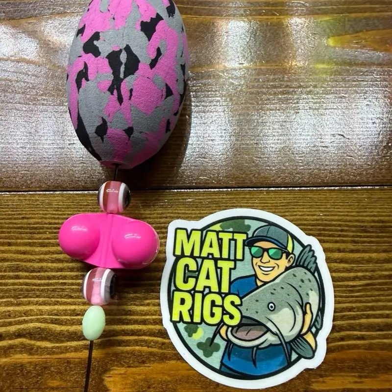 Matt Cat Rig Pink Camo EVA Foam Egg Float with 12/0 Red Eye Circle Hook
