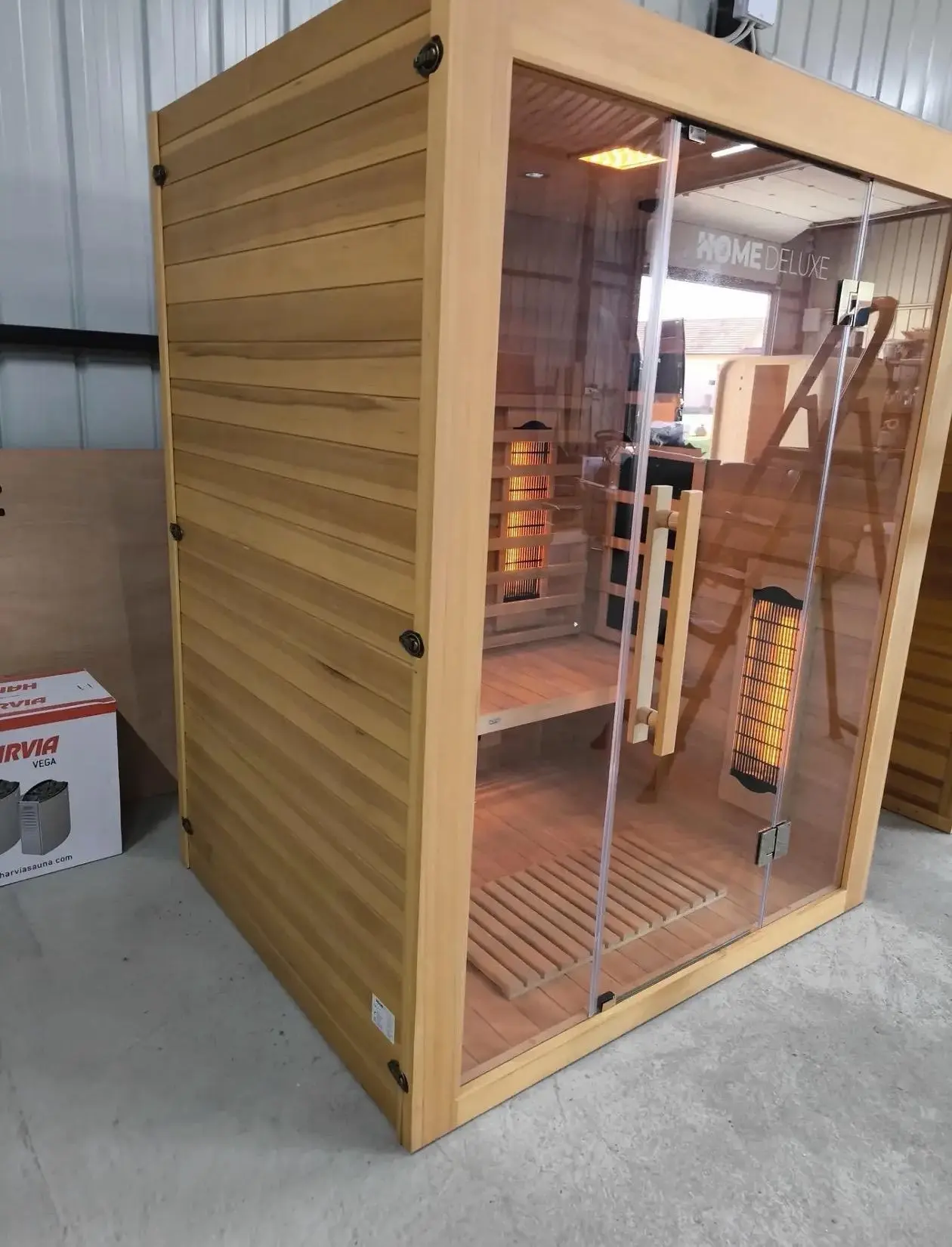 Brand new Home deluxe Infra-red Sauna spa relaxation
