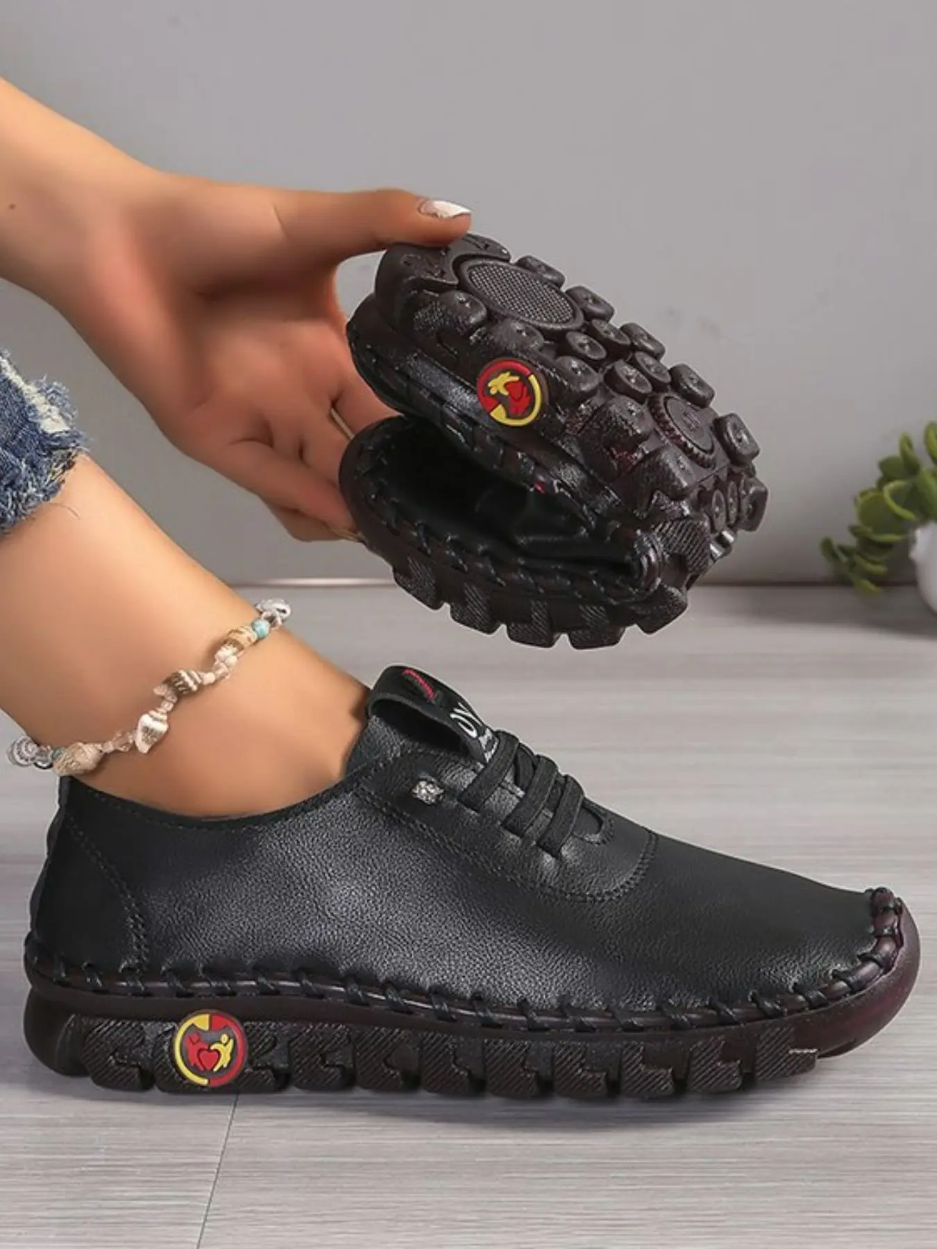 Women's Hand Stitched Casual PU Leather Loafers, Mom Shoes, Multiple Colors Available, Anti-Slip Rubber Sole, Lace-Up Casual Trendy Flat Sneakers, Shoes Flats
