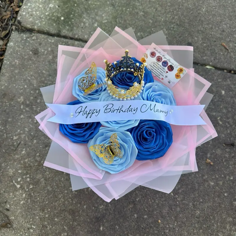 Bouquet of 7 Roses-Ramo de 7 Rosas with Blue and Pink Accents and Golden Butterfly Decorations for Special Occasions