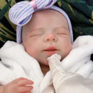 Reborn Doll 18 Inches 45 cm Soft Silicone Lifelike Feel Closed Eye Sleeping Design Newborn Girl Doll with Birth Certificate and Clothing Perfect Gift for Children