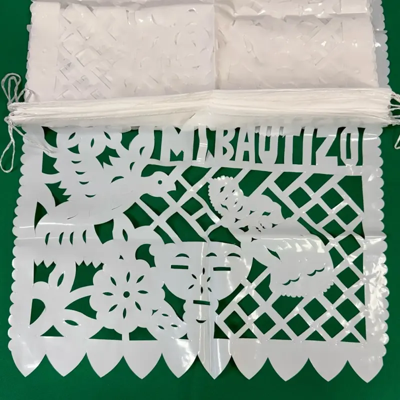 Papel Picado- Mi Bautizo (Todo Blanco)