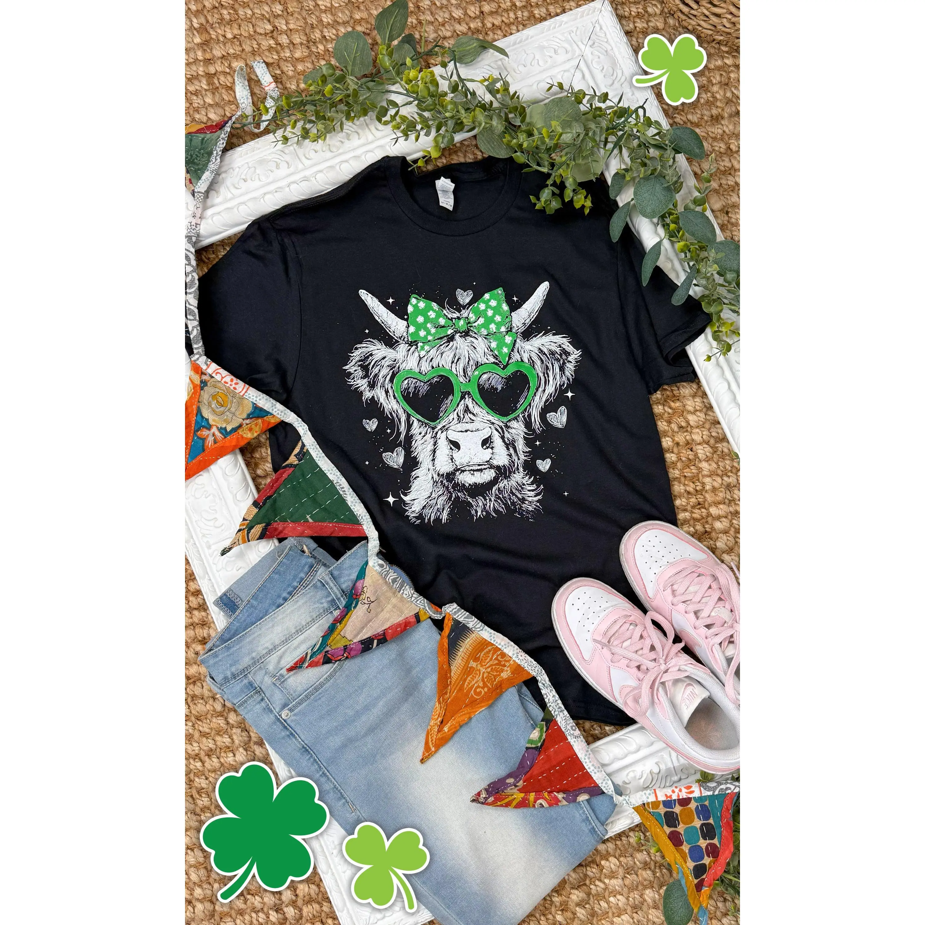 Lucky Highland Cow Graphic T-shirt
