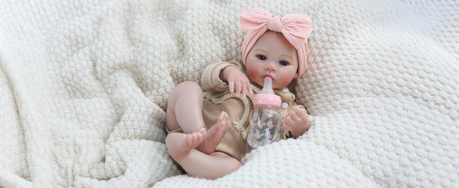 [WOOROY] Realistic Reborn Baby Doll - 18 In Lifelike Newborn Baby Girl, Real Life Baby Dolls with Soft Weighted Cloth Body, Birthday & Christmas Gift Set for Kids Age 3+