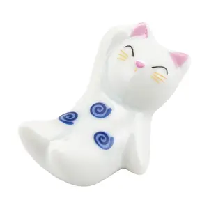 Golden Lion Japanese Ceramic Chopstick Rest - Cute Heart Cat Design, Tableware Holder for Chopsticks, Spoons, Forks - 4x2x3cm