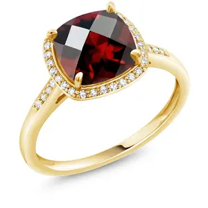 Gem Stone King 10K Yellow Gold Red Garnet and White Diamond Women's Engagement Ring (2.75 Cttw, Cushion Checkerboard 8MM)