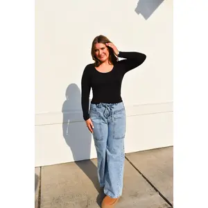 Basic Long Sleeve Scoop Neck: Black