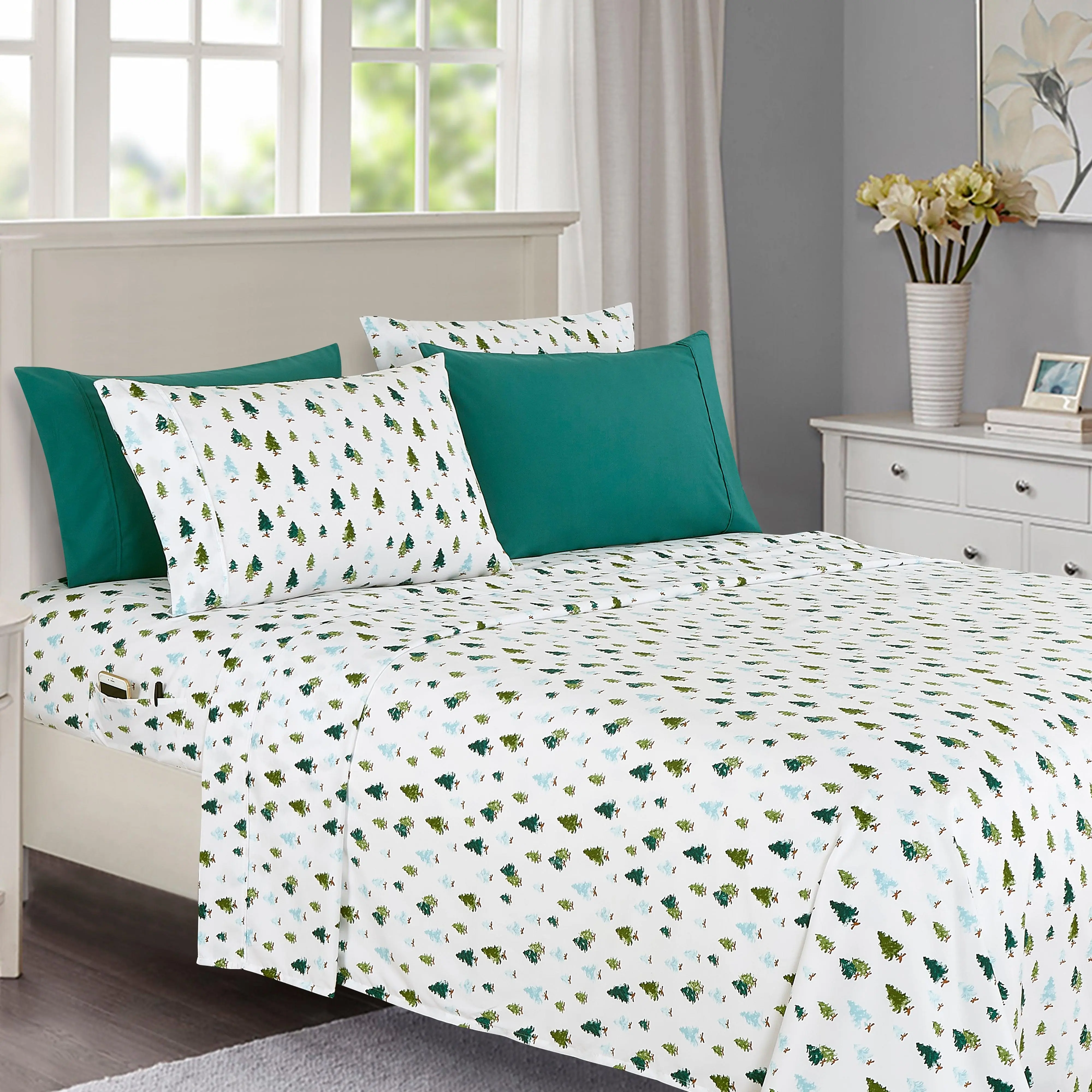 Elegant Comfort 6-Piece Christmas Holiday Sheet Set – Festive Seasonal Bedding with Premium Microfiber Softness