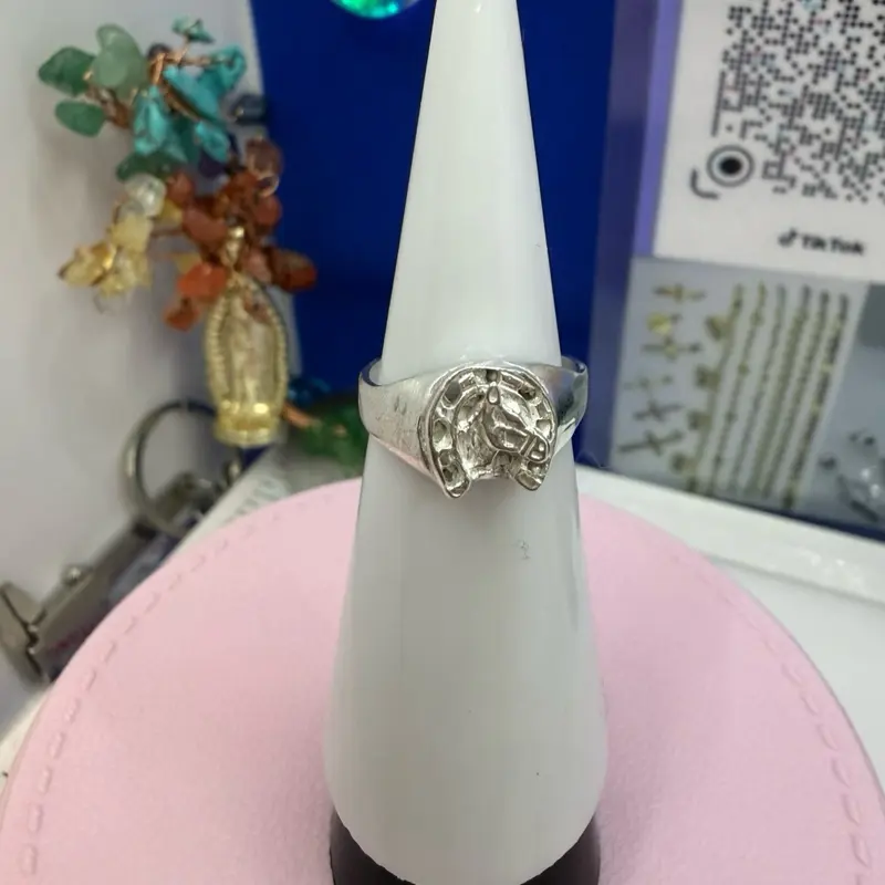 925 sterling silver # 4 high quality cubic zirconia stones elegant Mexican silver kids ) anillo de plata Mexicana talla # 4 Alta calidad piedras finas de zirconia elegante para niños