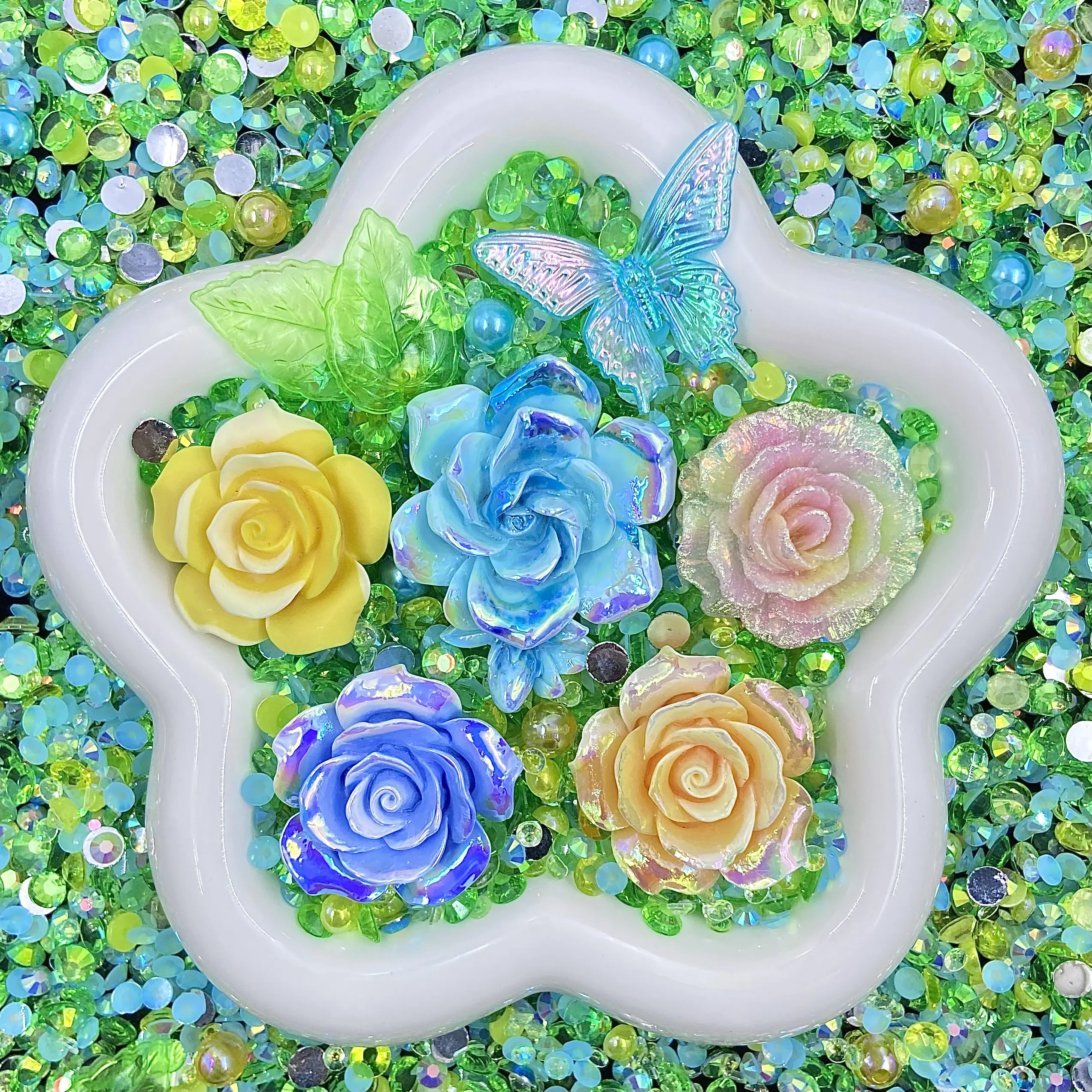 Citrus Breeze -  Rose Mix - Floral Resin Cabochon Mix with Rhinestones – Assorted Flower Resin Charms for Whipped Cream Glue, Resin Art & Mirror Decoration