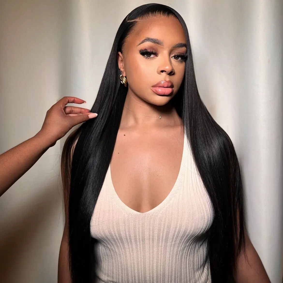 [Super Deal] Hot Star 180% Straight and Body Wave Natural Black 13x6 HD Transparent Lace Front Human Hair Wigs Pre Plucked Wigs For Women