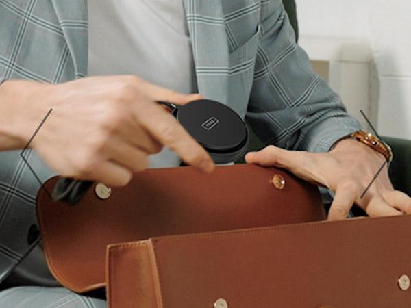 INIU Wireless Charger, 15W Fast Charging Magnetic Wireless Charger Stand Travel Essential Wireless Charging Station with Sleep-Friendly Adaptive Light, for iPhone 17/16/15/14/13/12 Series Airpods Multifunctional Portable Adapter Smartphone Multifunctional