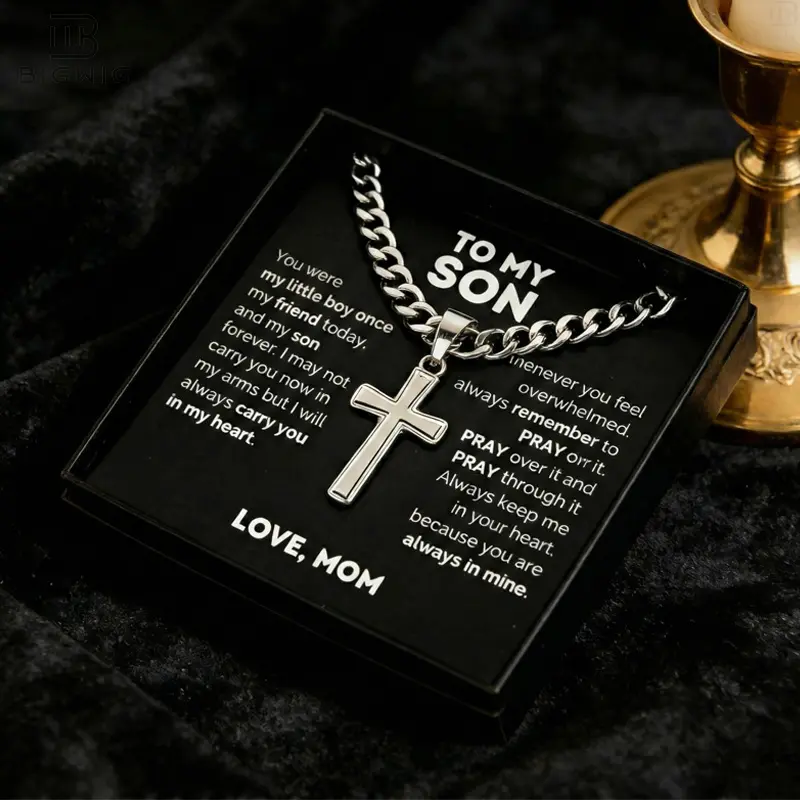 1pc To My Son Stainless Steel Cross Necklace from Mom, Perfect Gift for Men Boys, Inspirational Gift for Son Graduation Birthday Jewelry with Card and Gift Box Packaging, Faith & Strength Cross Pendant Chain