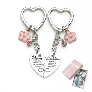 2 Pcs Mother Daughter Heart Keychain Set, Matching Mom and Me Keyrings Gifts for Mum, Stainless Steel Engravable Couple Jewelry for Women Mothers Day
