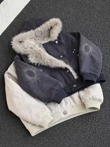 Sun embroidered suede hooded cotton jacket, plush collar + sun embroidery + personalized pocket design + old gray suede fabric + thick filling, both warmth and texture, can be worn for commuting in autumn and winter and punching in trendy stores.