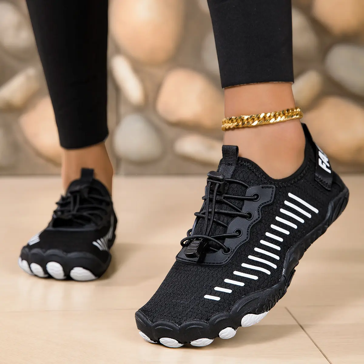 Outdoor 2026 Unisex beach shoes,fashionable vertical stripe design, fabric upper design, lightweight soft sole, fashionable and versatile multifunctional shoes