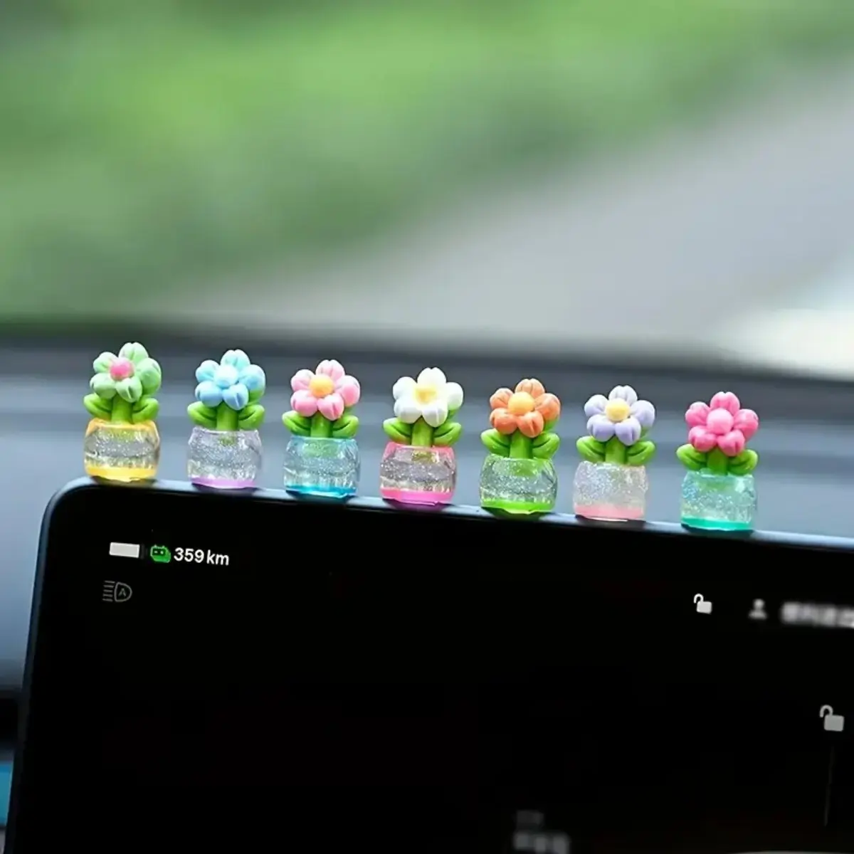 Car Accessories, 7-Piece Cute Mini Potted Flower Ornaments for Vehicle Interior Dashboard, Office Desk & Computer Monitor Decor, Car Ornament, Dashboard Accessory, Car Interior Decorative