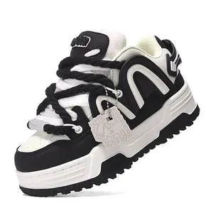 Q-AND Men's Shoes 2026 New Original Niche Sports Casual Skate Shoes Thick Sole Height Increasing Versatile Bread Shoes Comfortable Athletic Fashion Sneakers black Shoes