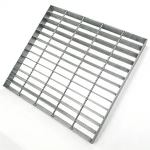 19.7in*19.7in Galvanized Steel Drain Grate, B125 Class Sewer Grate, Weather-Resistant Outdoor Drain Cover, Heavy Duty Channel Grate, Silver Square Drainage Grate (19.7inX19.7inX1.96in)