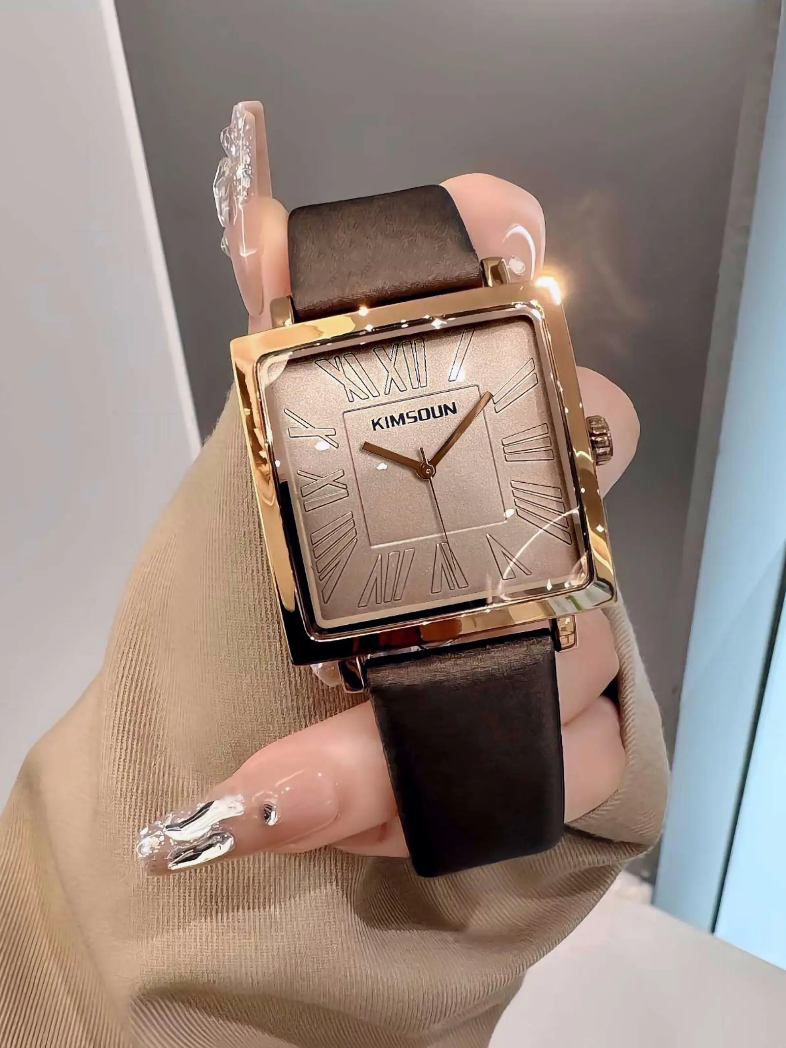 Kimsoun Vintage Square Roman Numerals Quartz Watch, Classic Analog Watch, Casual Dial, Alloy Case, Hardlex Glass, Business Leisure Women's Watch
