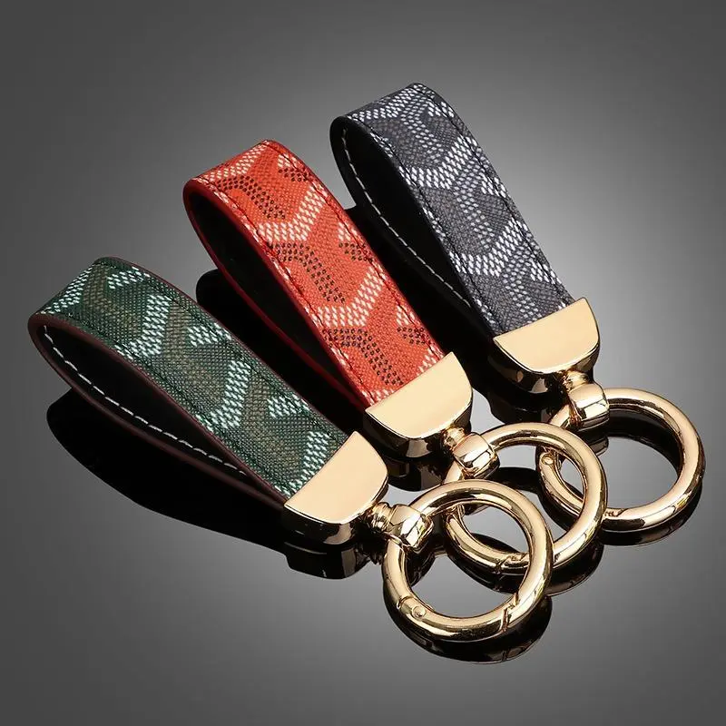 Luxury Leather bag Keychain, Car Key chian ,Cute Minimalist Key Fob Accessory for Men & Women, Party Gifts,This Universal Keychain is a Durable Metal Horseshoe for Your Car Keys & a Printed Leather Lanyard for Your Phone. The Perfect Gadget Gift. Stylish