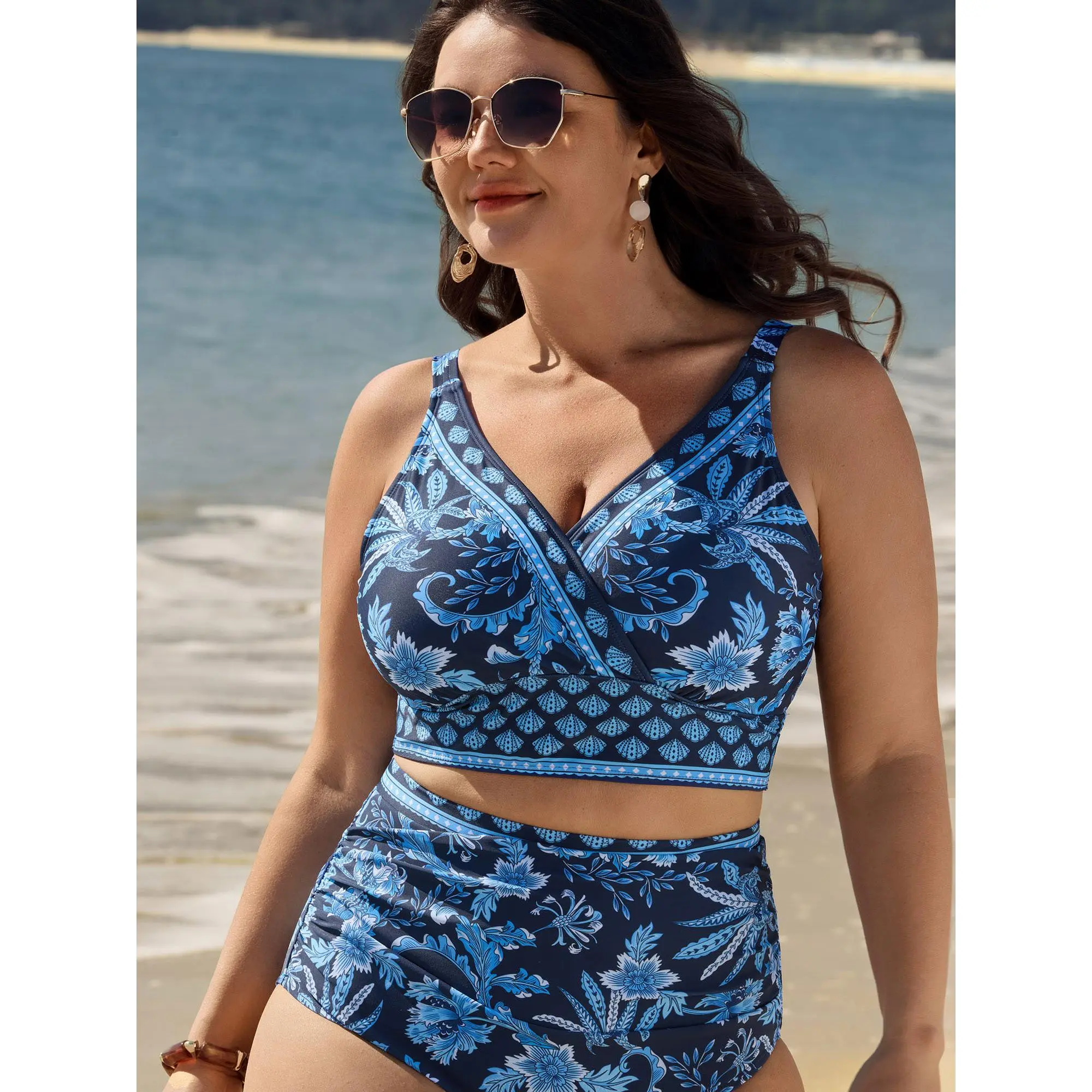 Plus Size Floral Tankini Top, Women's Surplice Beach Swimsuit with Tummy Control and Removable Cups, Beach Swimsuit Top, Floral Tankini Set, Swimsuit Surplice