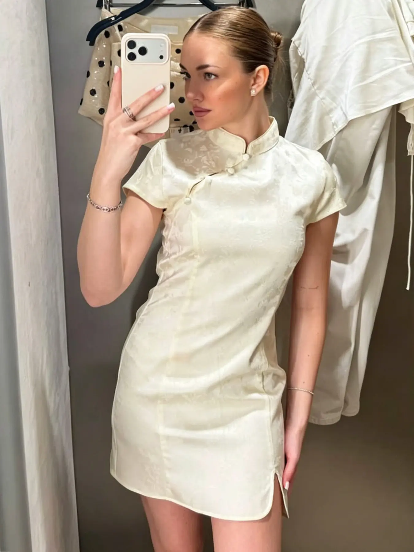 Women's Beige Satin Jacquard Qipao Mini Dress Elegant Stand Collar Short Sleeve Bodycon Dress Women's Dress With Slit Female Slimming Short Prom Dresses