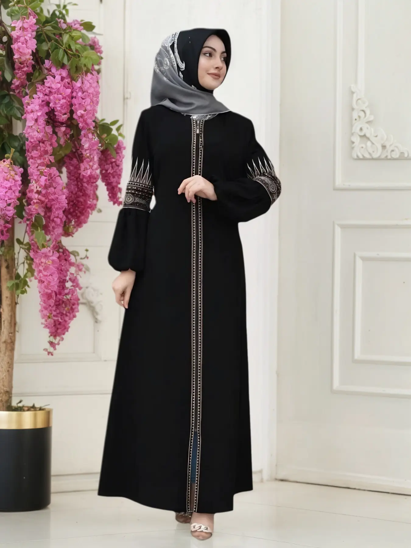 Conservative Arabic Women's Fashion Long Sleeve Round Neck Zipper Dress, Modest Muslim Clothing, Muslim Dresses, Elegant Abaya Style, Perfect for Daily Wear