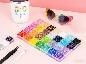 Dazzling Nail Decoration Set (28 pieces) - Includes 28,000 colorful resin crystal beads, suitable for personal creative creations and ideal for making handicrafts. Comes with tweezers, magnetic pens and a bonus item.