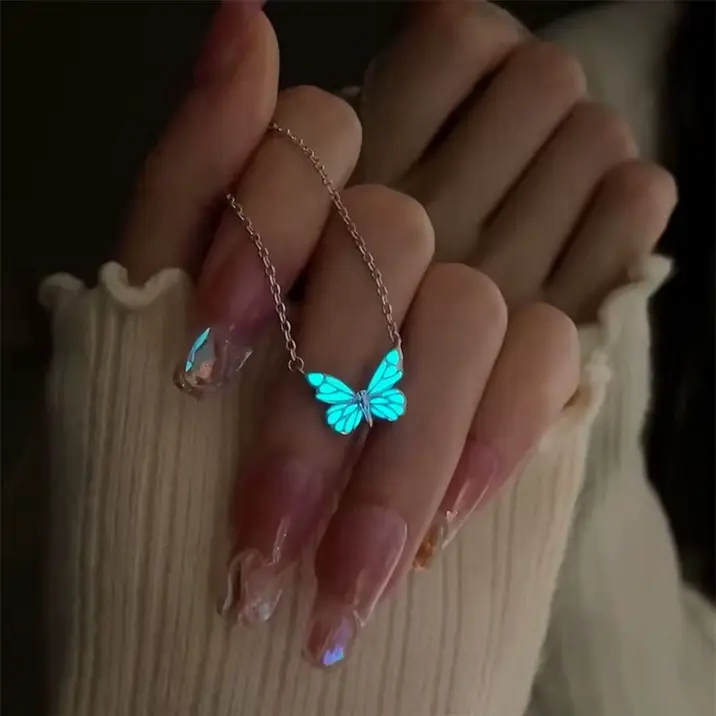 Luminous Glow In the Dark Elegant Butterfly Pendant Necklace/Bracelet