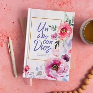 Un año con Dios: 365 devocionales para inspirar tu vida | A Year With God: 365 Devotions to Inspire Your Life (Spanish Edition) Hardcover – October 1, 2018