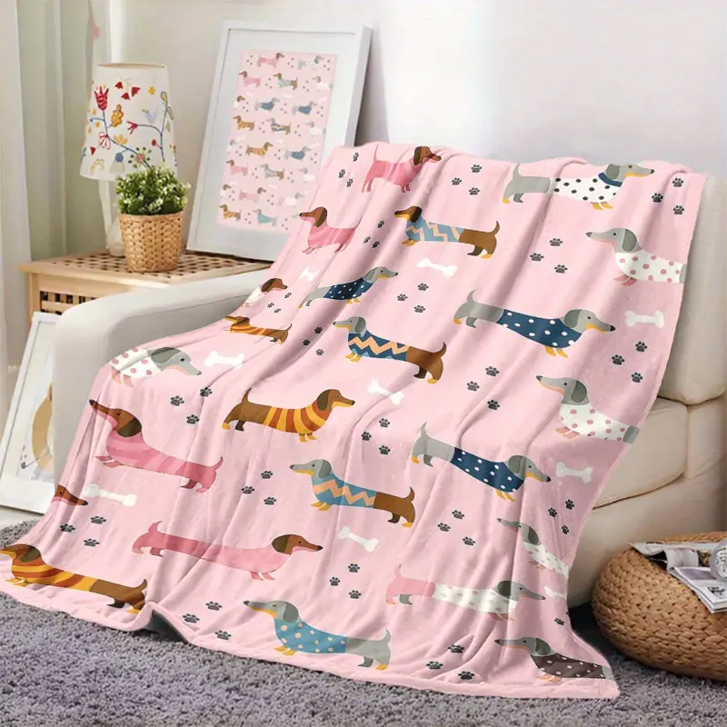 1pc Cute Dachshund Pattern Flannel Blanket - 280GSM Breathable Soft, Lightweight Cozy, Fluffy All-Season Throw - Multi-Use for Bed, Sofa - Perfect Gift for Pet Lovers - Contemporary Home Decor, Breathable Soft Blanket, Lightweight Cozy Blanket