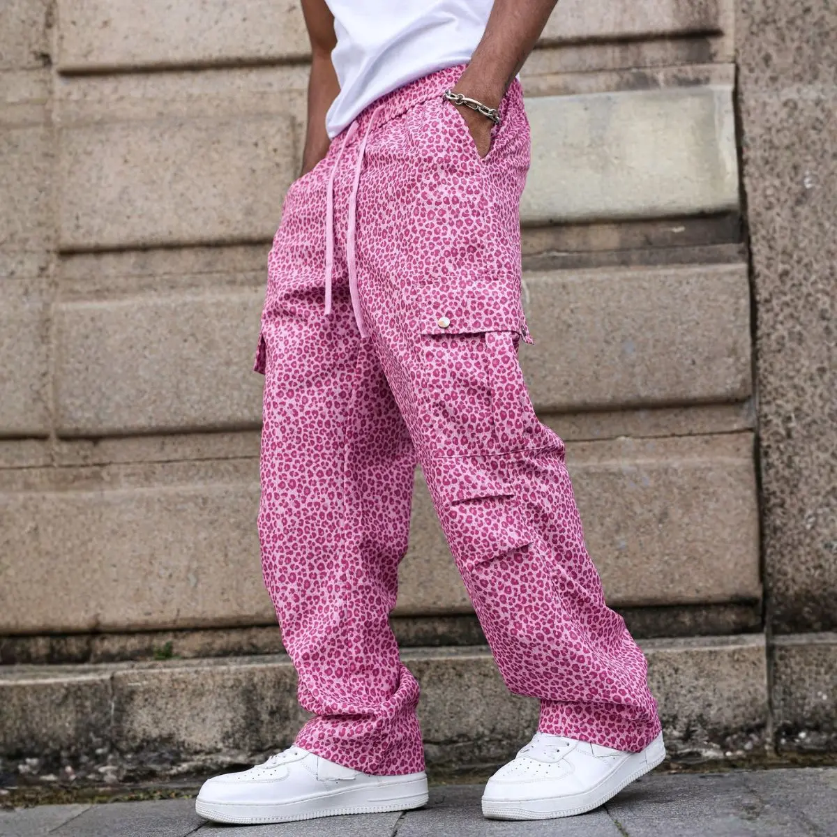 Men's Leopard Print Cargo Pants, Casual Loose Fit Wide-Leg Long Trousers with Drawstring for American High-Street Fashion, Menswear, Stylish, Oversized, Baggy, American Street Style, Leopard Print Wear, Street Party