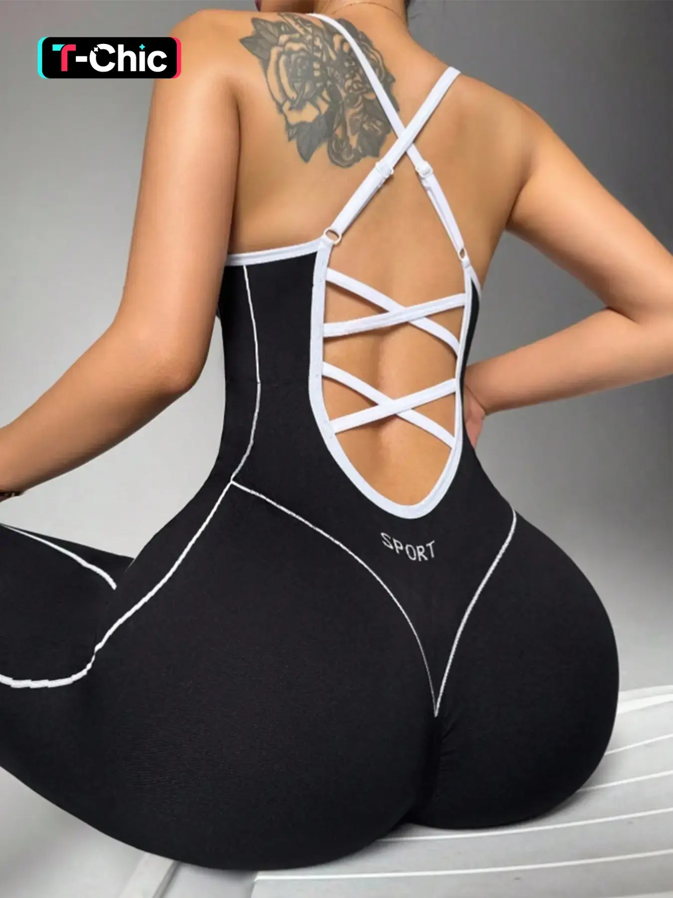 Women's Seamless High Stretch Knit Halter Stretchy Sports Jumpsuit Tight Fit Nine-Quarter Pants, Back Cross Shoulder Straps, Outdoor Cycling Gym Yoga Daily Wear Sports Jumpsuits Workout Jumpsuits Sportswear Jumpsuit
