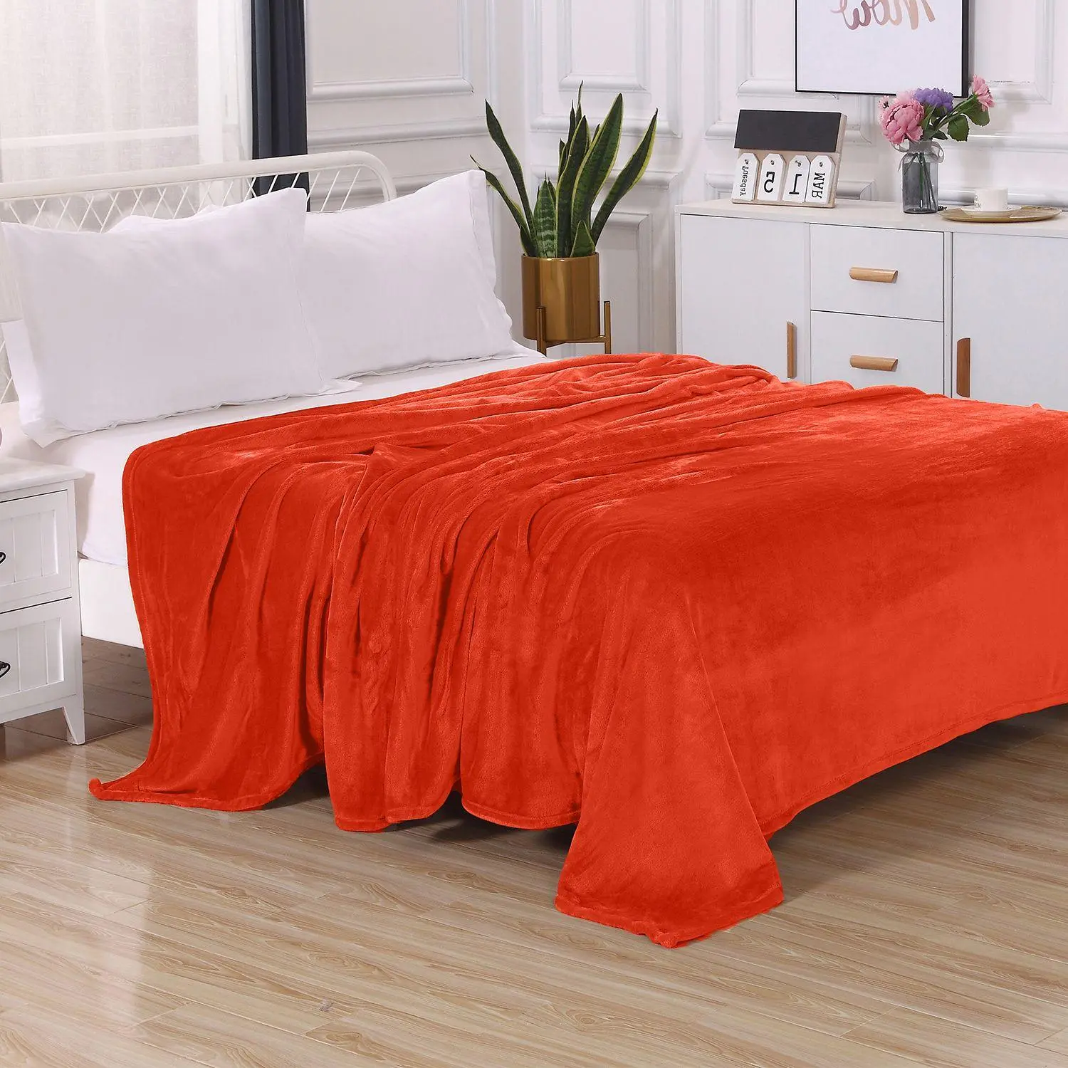 Elegant Comfort Velvet Plush Fleece Blanket Solid Design - Velour Blanket – Premium Quality Soft Comfort for Everyday Home Living