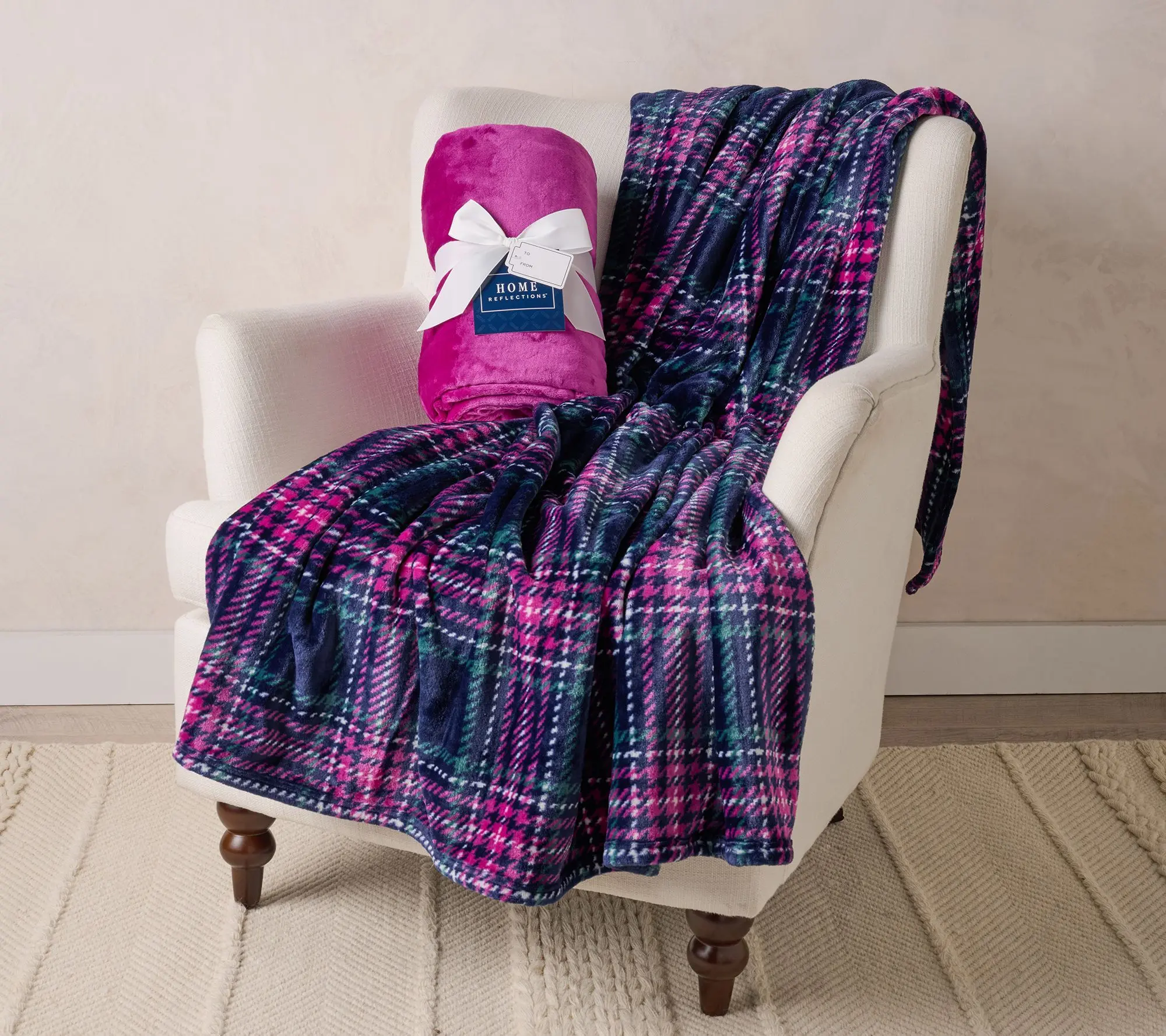Home Reflections Set of 2 Holiday Throws