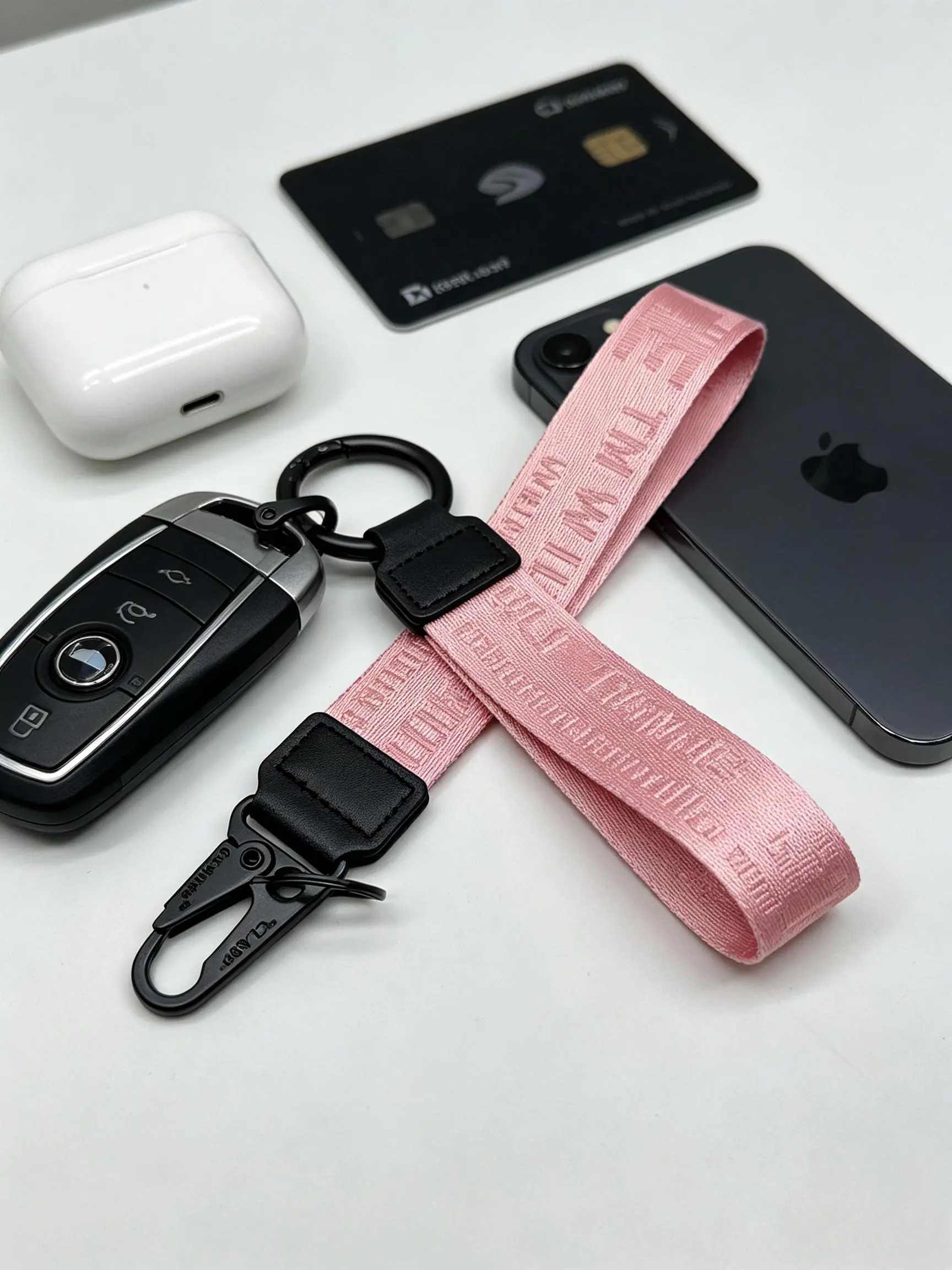 Keychain Fashion Keychains Lanyard Compatible Wristlet Strap for Key Wristlet Keychain for Women & Men