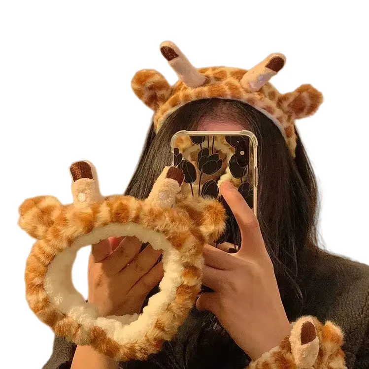 Giraffe Plush Headband, Cute Animal Shaped Hair Accessory for Women & Girls, Super Soft Stretchy Band with Adjustable Fit for Makeup & Spa, Giraffe Print, Stretchy Headbands, Adjustable Headbands