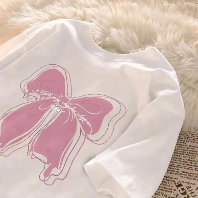 Cute Bow Graphic Tee – Soft Girl Aesthetic T-Shirt