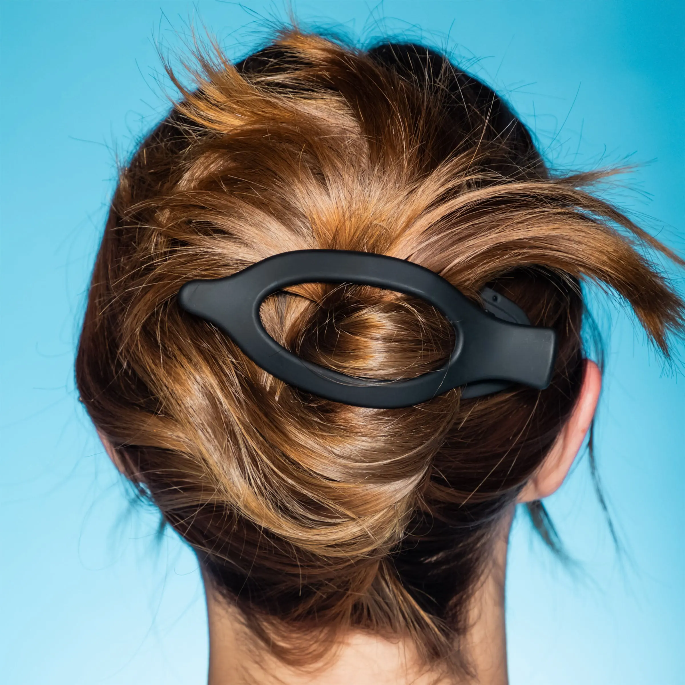 Gimme Beauty Lay Flat Claw Clips - Black & Tortoise, Curved-to-Scalp Design for Comfortable All-Day Hold, Versatile Styling for All Hair Types