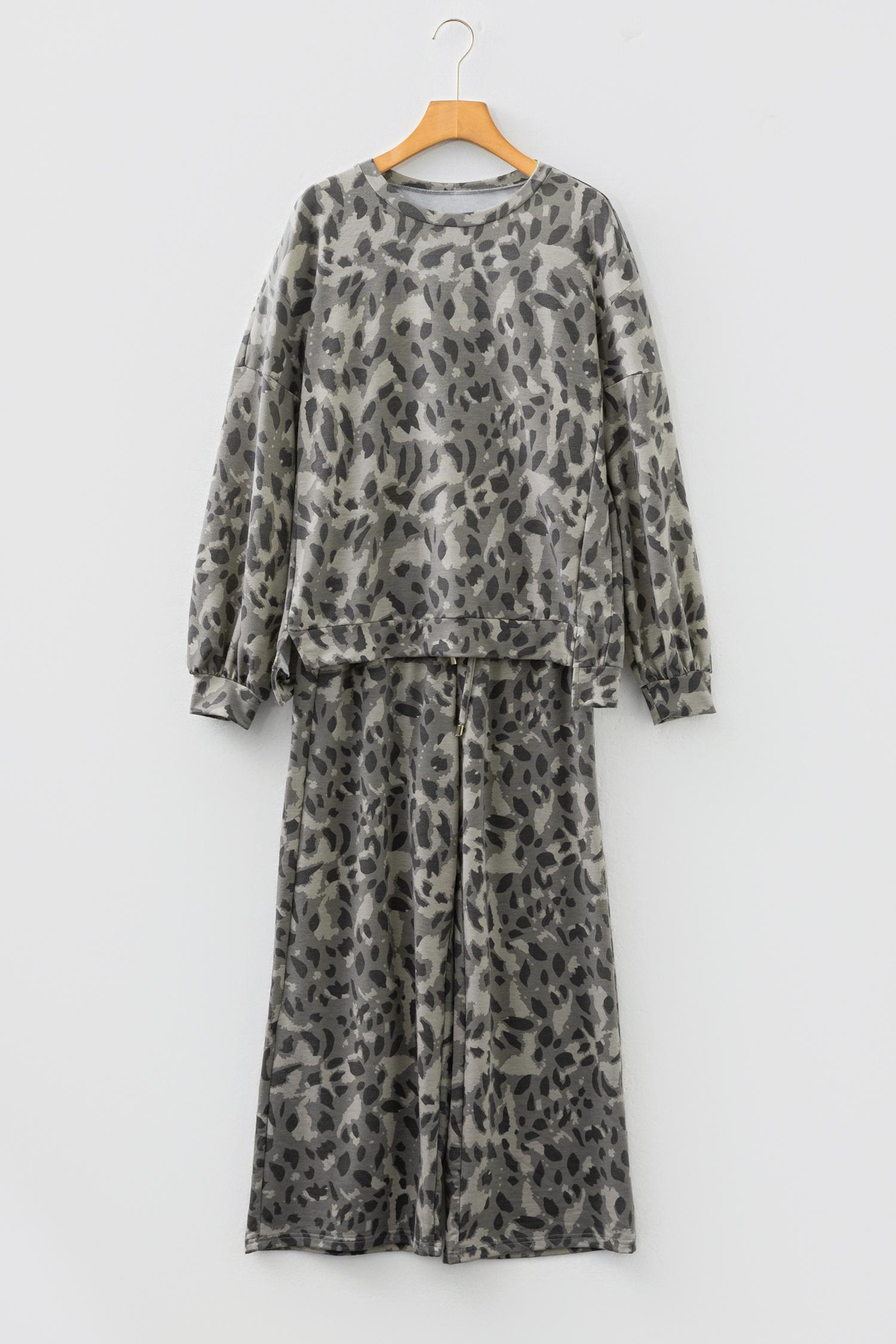 MNTAOR Women's Leopard Print Lounge Set Pullover & Drawstring Loose Pants Set with Raw Seam Patchwork Detail Cozy Loungewear for Comfort