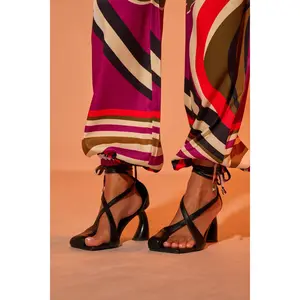 AZALEA WANG BUIKY BLACK PUMP