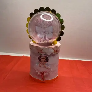 Personalized pringles shaker party favor