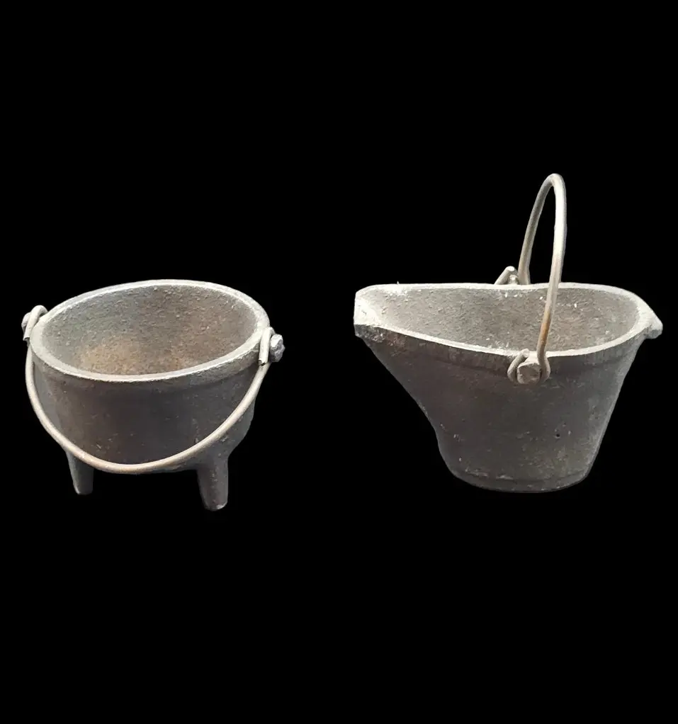 Mini Cast Iron Kettle & Pale Set