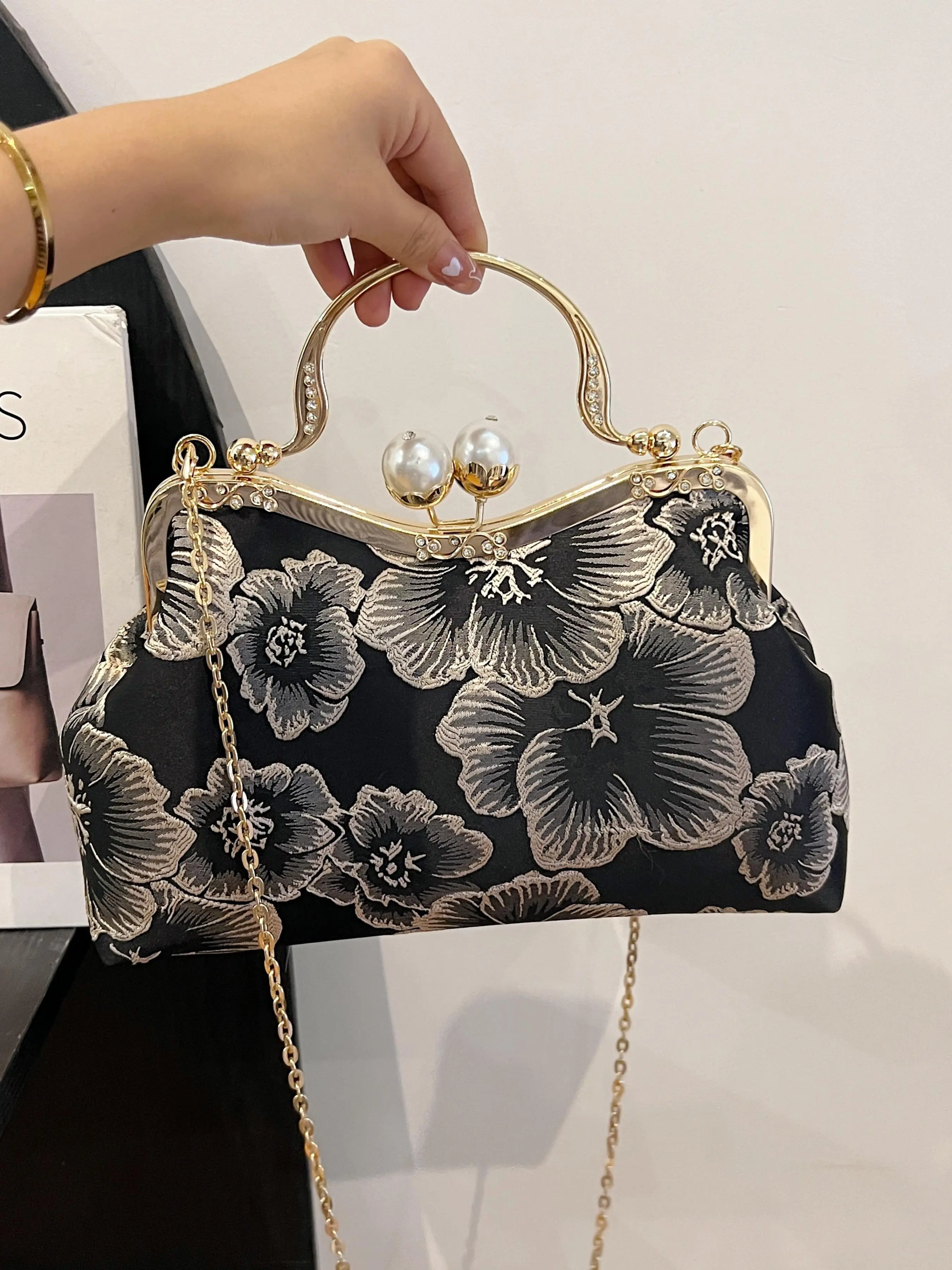 Women's Elegant Floral Embroidery Handbag, Bling Handbag, Stylish Handbag, Fashionable Large Capacity Pearl & Rhinestone Decorated Shoulder Bag for Party, Trendy All-match Crossbody Bag for Daily Use