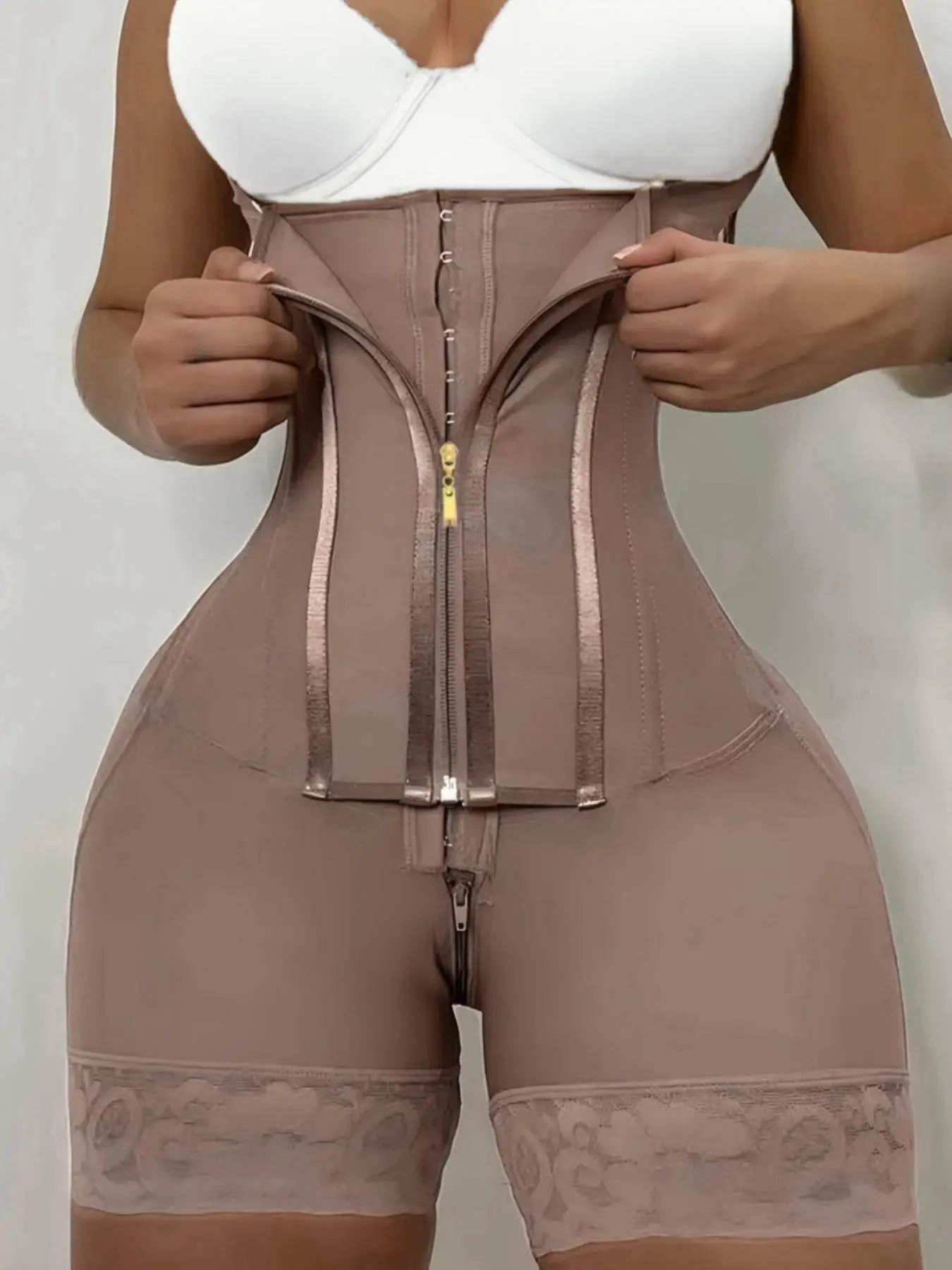 1 Count Women's Shapewear Bottoms, Underwear, Fajas, High Elastic and Comfortable Fabric Shapewear Panty, Waist Trainer, High Waisted & Anti-Slip Silicone Edge Shapewear Shorts, Suitable for Training and Sports