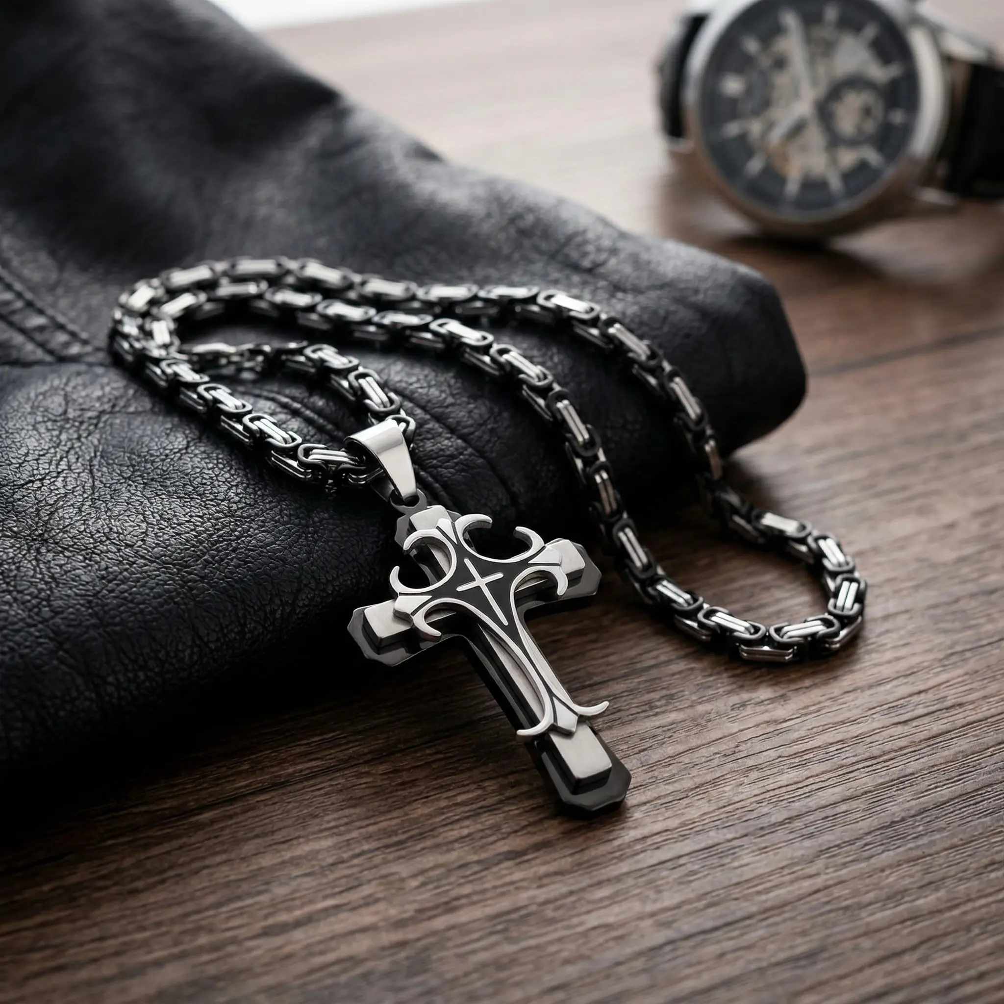 VNOX Byzantine Cross Necklace, Niche Faith Chrome Double Cross Pendant Jewelry, Chunky Chain hip hop Outfit Accessory gift for Men day collar cuban link spiritual stainless steel chain necklace