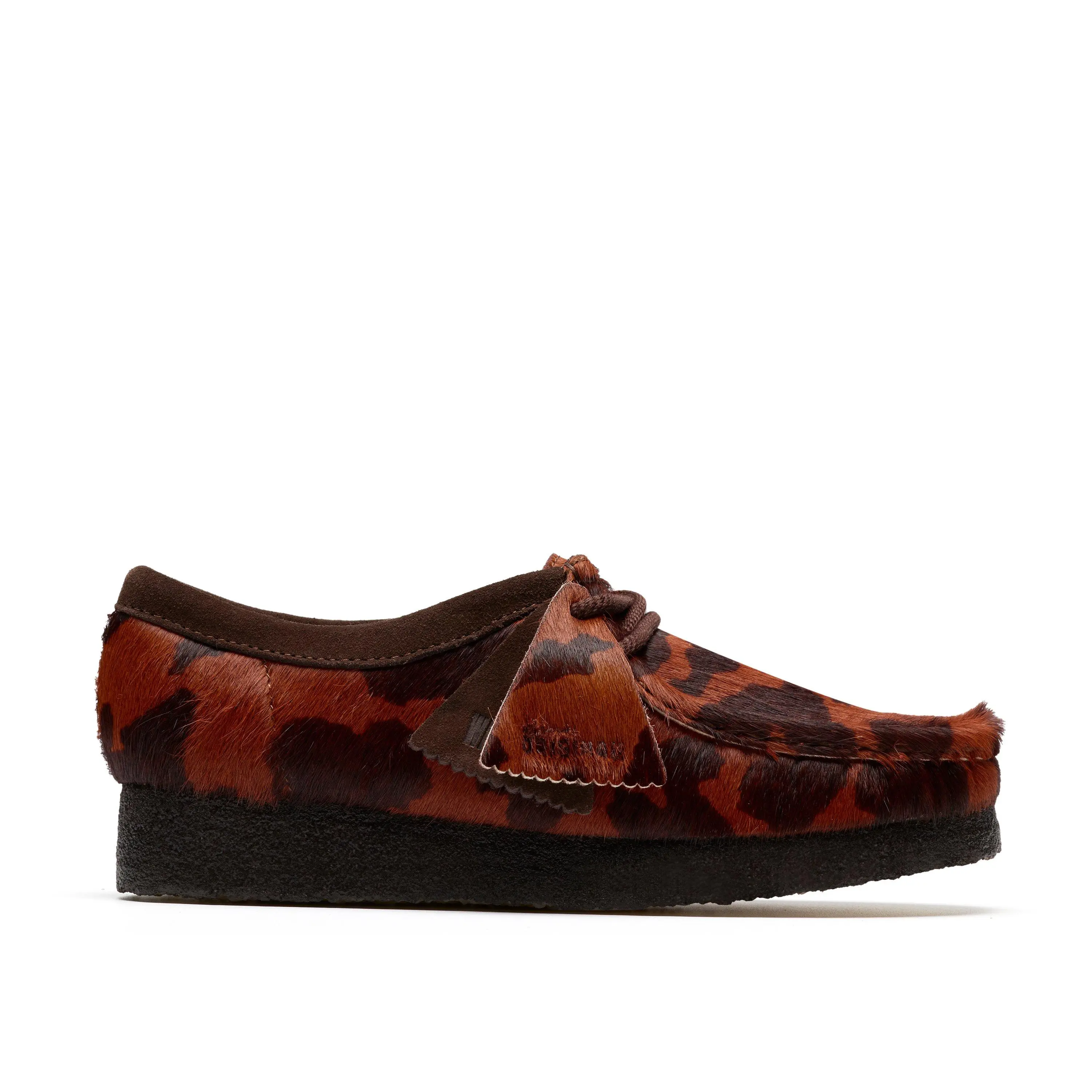 Clarks Originals Womens Wallabee. Wallabees